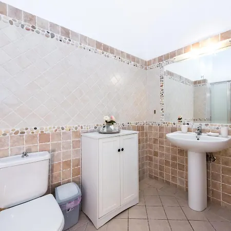 Sebastian's - Family Sea View Apartment Agios Gordios (Corfu)
